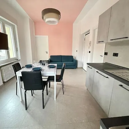 3 Minutes From The Metro. Wi-fi - Netflix Moncalieri
